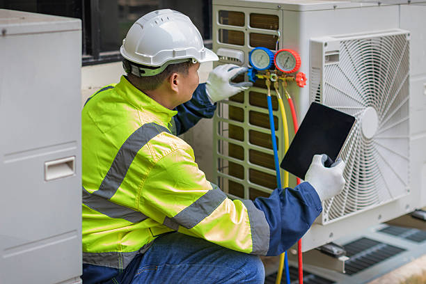 Professional Air Conditioning Repair technician working in Bayport, MN